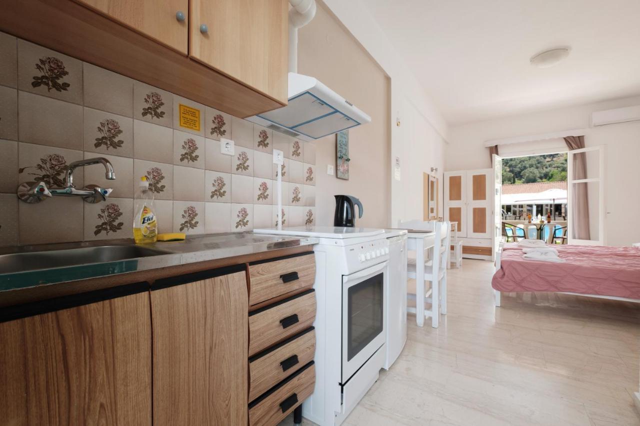 Katsaros Studios & Apartments Sidárion Extérieur photo